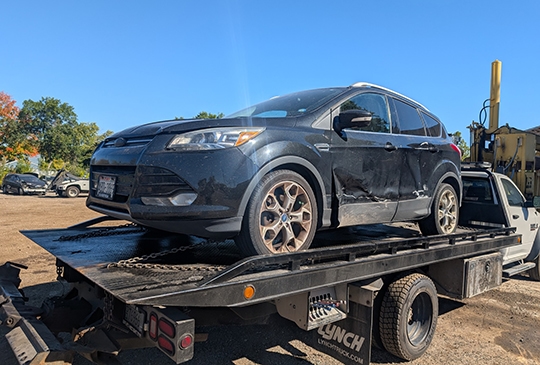 waukesha-car-junker-towing